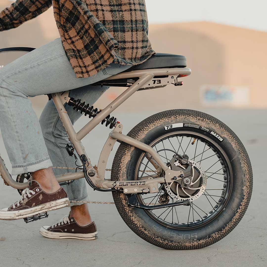 lifestyle image of SuperSucker Tire 20in. x 5in. (Single) on bike
