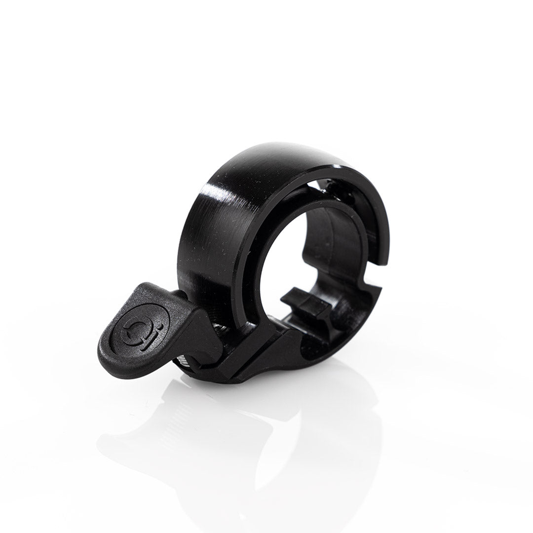 Knog Oi Prima : design affiné et son plus puissant pour la sonnette culte Knog Oi Prima : design affiné et son plus puissant pour la sonnette culte